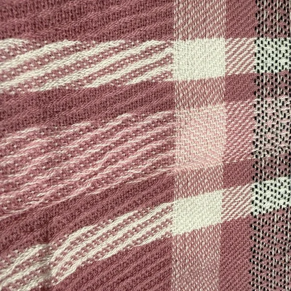 J.Jill Pink Plaid Blanket Scarf ICEDMVEMUL Fringe Wrap Cozy OS NWT - Picture 7 of 8